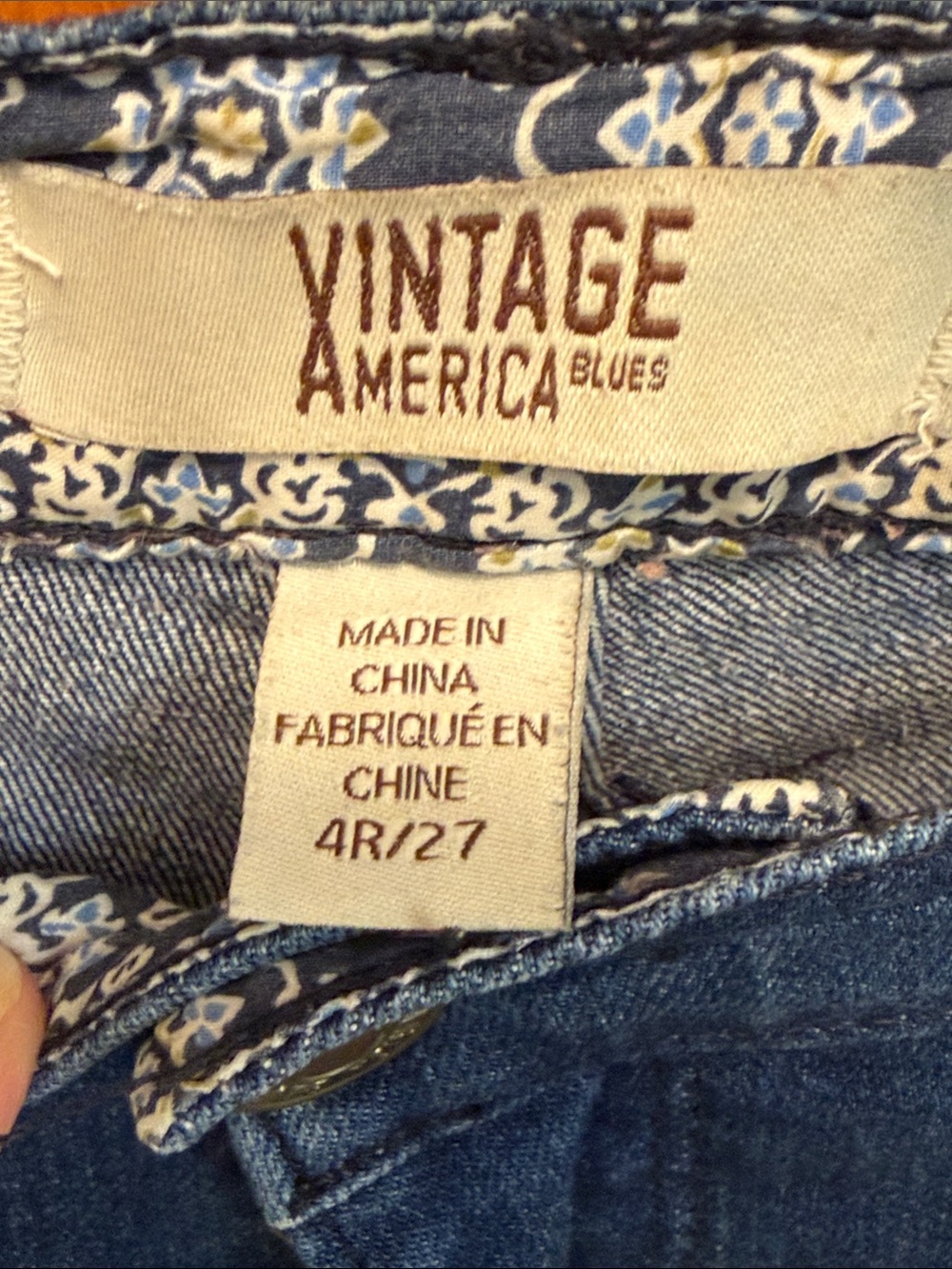 🌺🌺🌺BOGOHO🌺🌺🌺Vintage America Blue Embroidered Floral Ankle Jeans-4 - Picture 7 of 12